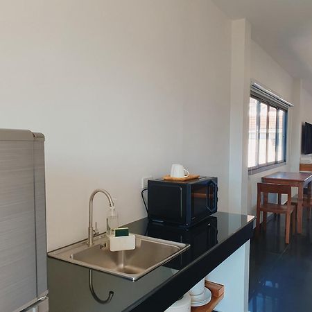 The Sila Suites - Intrawarorot Chiang Mai Dış mekan fotoğraf