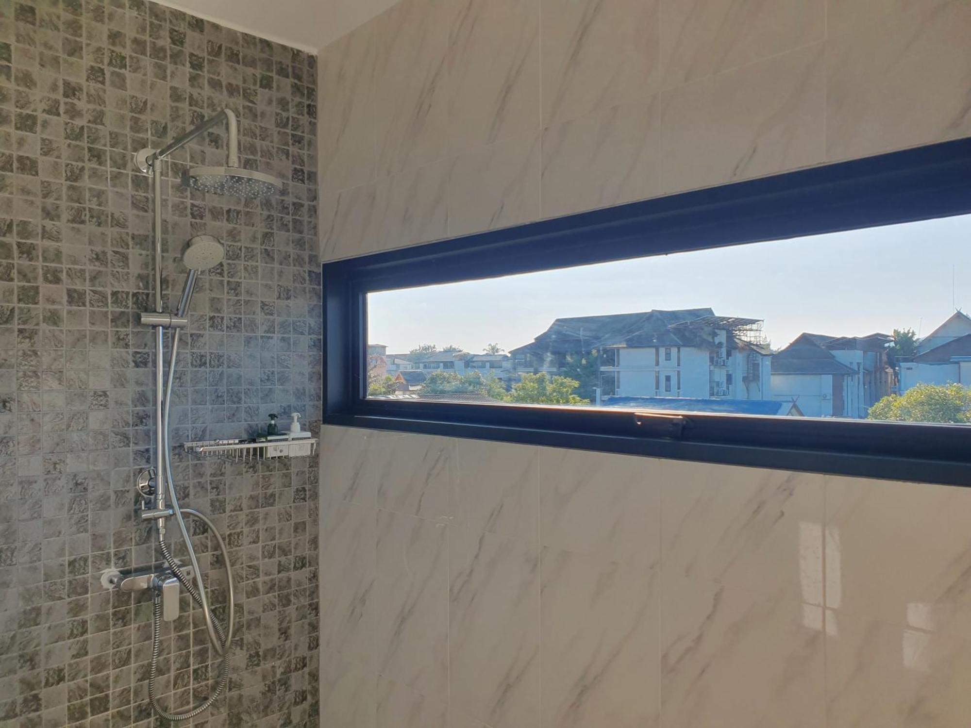 The Sila Suites - Intrawarorot Chiang Mai Dış mekan fotoğraf