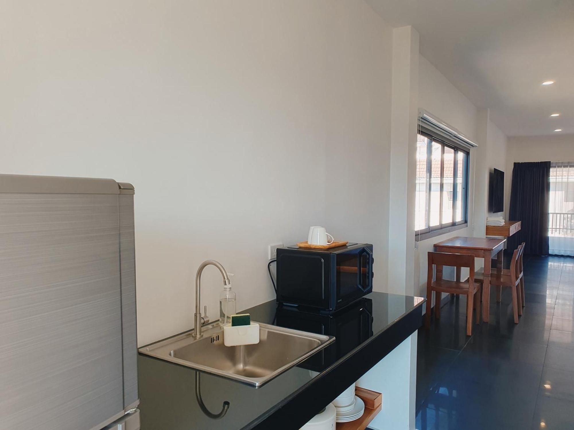 The Sila Suites - Intrawarorot Chiang Mai Dış mekan fotoğraf
