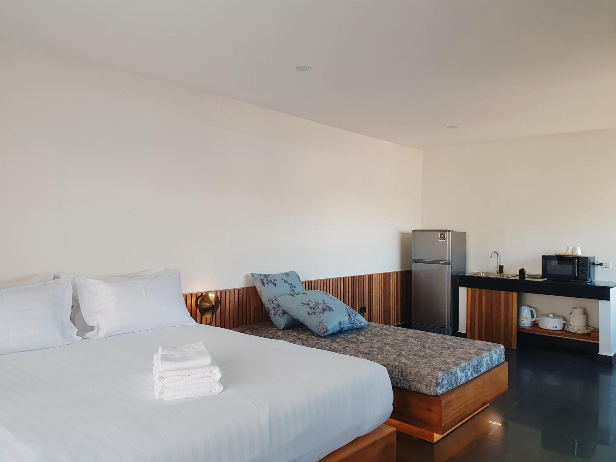 The Sila Suites - Intrawarorot Chiang Mai Dış mekan fotoğraf