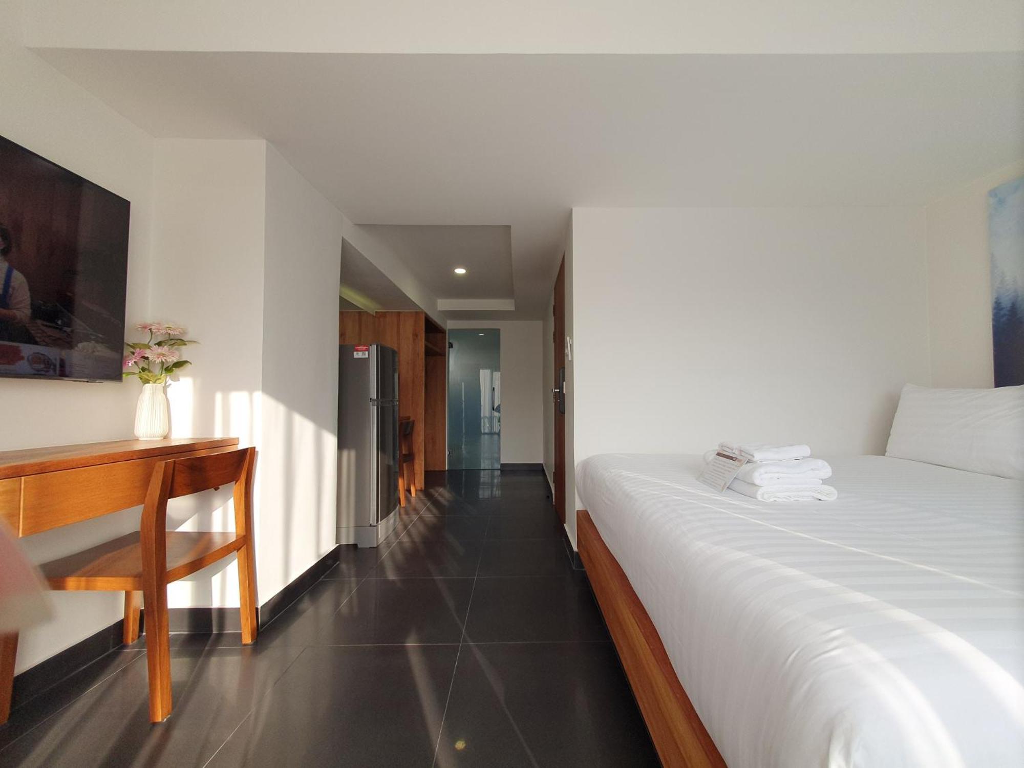 The Sila Suites - Intrawarorot Chiang Mai Dış mekan fotoğraf